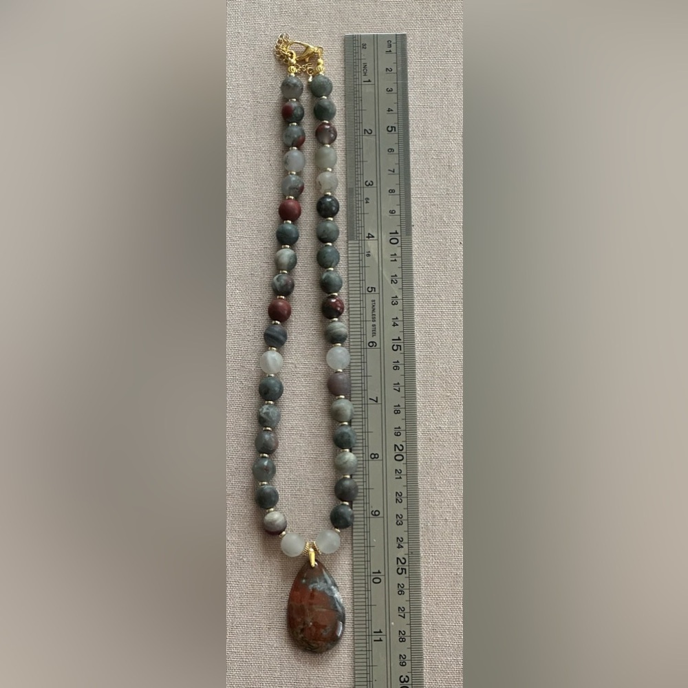 22-1/2 inch Matte Bloodstone bead Necklace NWOT - Picture 3 of 11